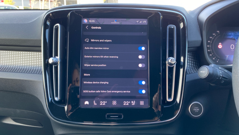 Volvo XC40 2.0 B3P Plus Dark 5dr Auto Petrol Estate